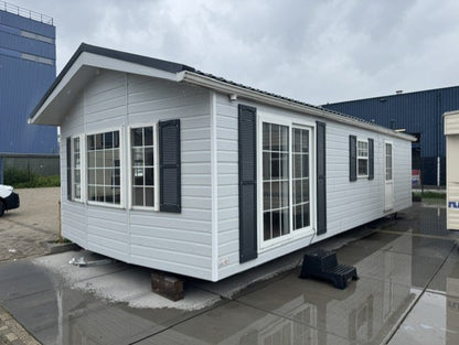 ** Zeer ruim Arcabo chalet 10 x 430 1 slaapkamer : 26.450,-**
