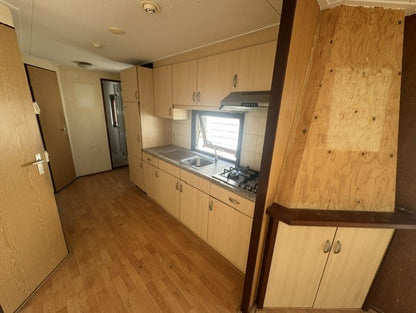 ** Chalet 10 x 3.90 2 slaapkamers cv Meeneemprijs: VERKOCHT!**