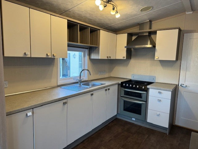 Pemberton Marlow de luxe 11.80 x 3.80 2 slaapkamers Verkocht!