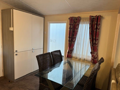 Pemberton Marlow de luxe 11.80 x 3.80 2 slaapkamers Verkocht!